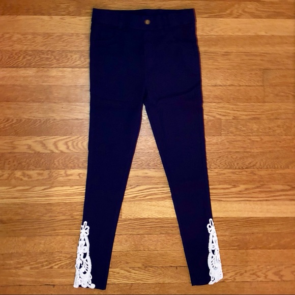 amaryllis crochet jeggings